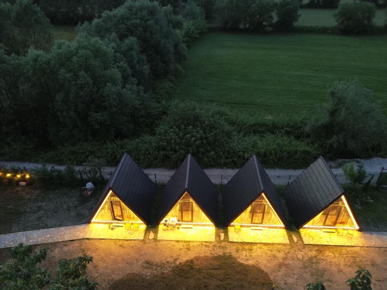 Windmill Shkodra Villa'S & Gesthouse Exterior photo